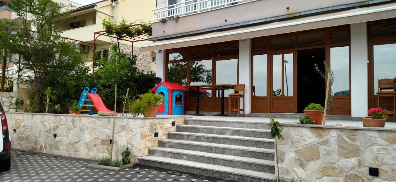 Apartments Kurilj Makarska Eksteriør bilde